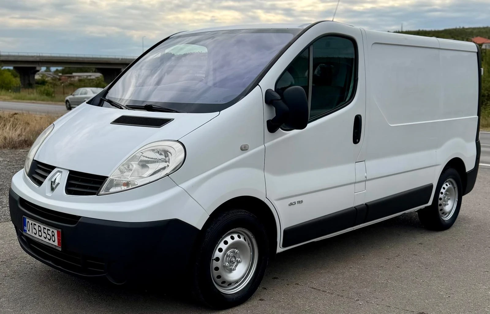 Renault Trafic 2.0dCi, снимка 6 - Бусове и автобуси - 56144521