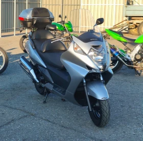 Обява за продажба на Honda Silver Wing ~3 350 лв. - изображение 1