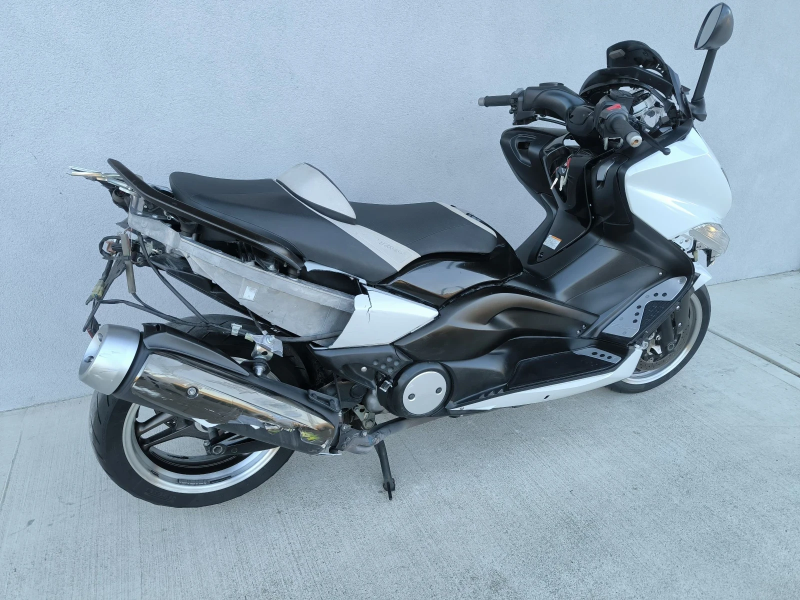 Yamaha T-max WHITE MAX, Нов внос Италия  - изображение 3