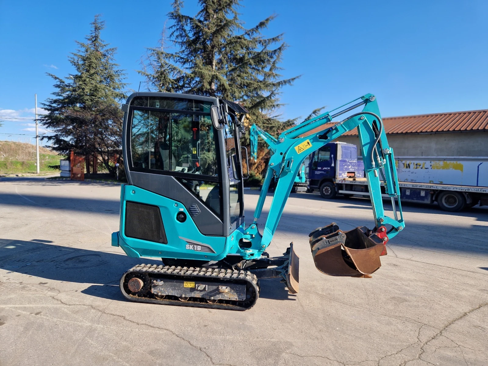 Багер Kobelco SK19 - изображение 2