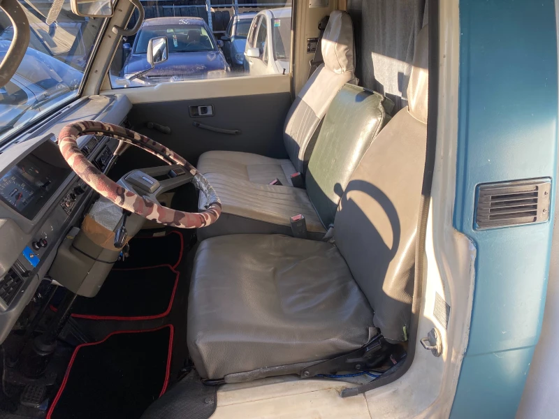 Кемпер Mitsubishi L300, снимка 6 - Каравани и кемпери - 52415124