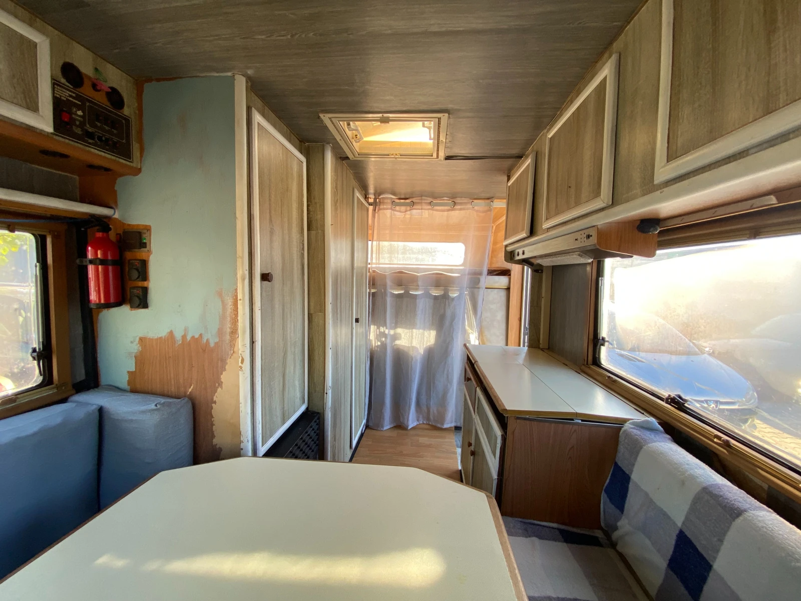 Кемпер Mitsubishi L300 - изображение 9