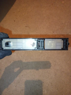 Бутон Аварийни светлини Тойота Корола Версо , снимка 2