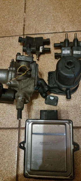 Газов инжекцион Ловато на части, снимка 5