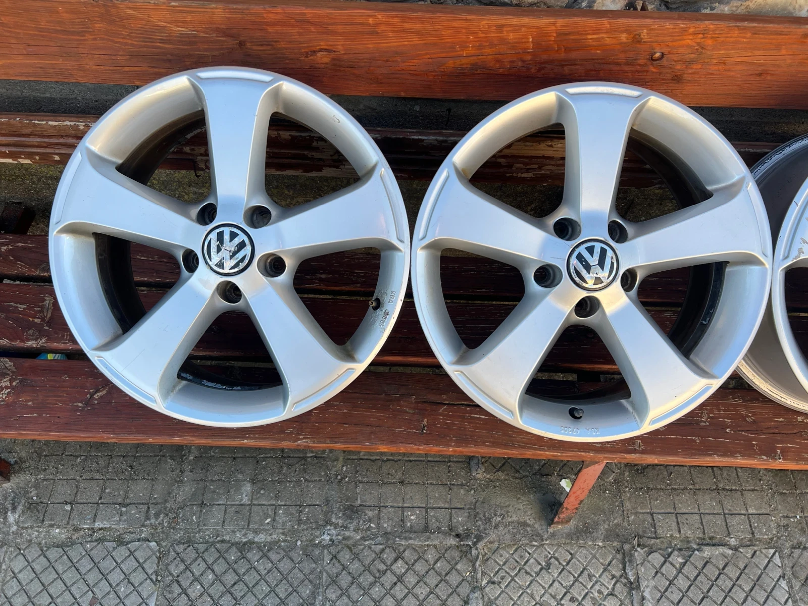 Джанти, снимка 2 - Гуми и джанти - 54141409