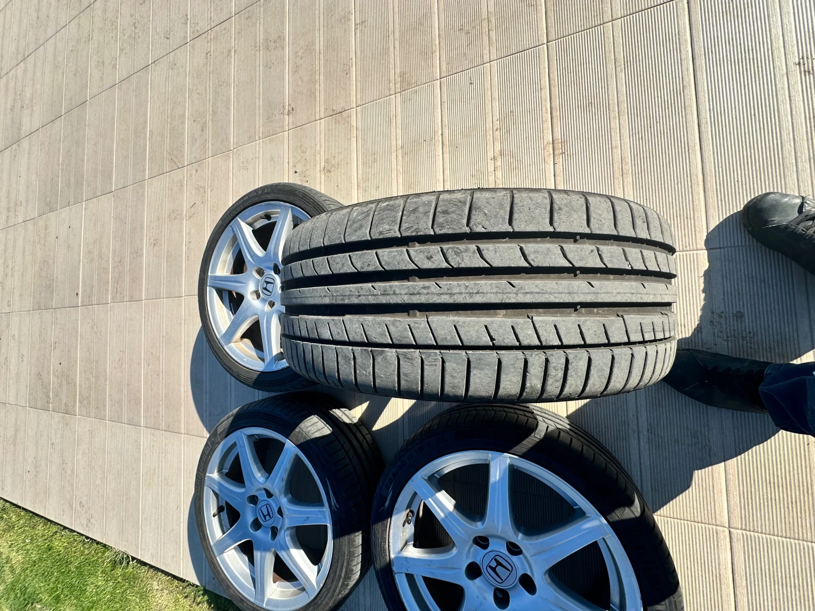 Гуми с джанти Continental 225/40R18, снимка 6 - Гуми и джанти - 54246103