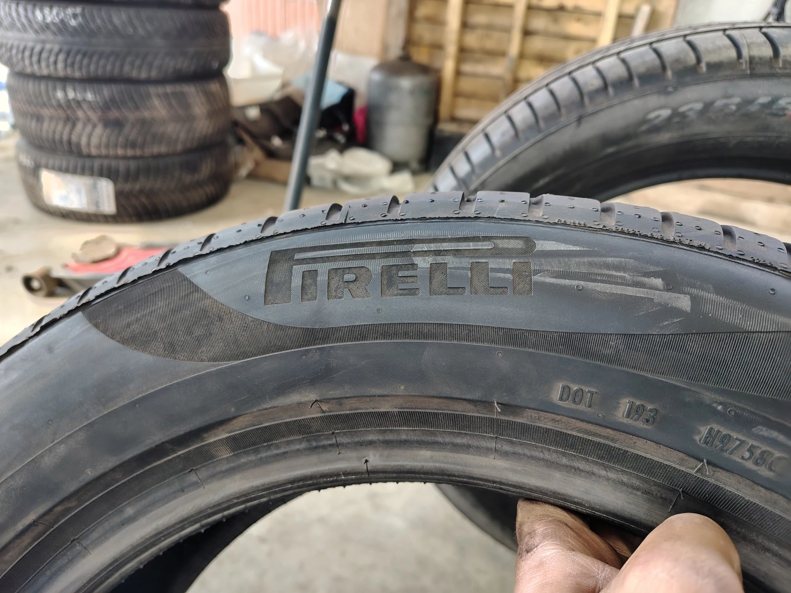 Гуми Летни 235/55R18, снимка 4 - Гуми и джанти - 55845531