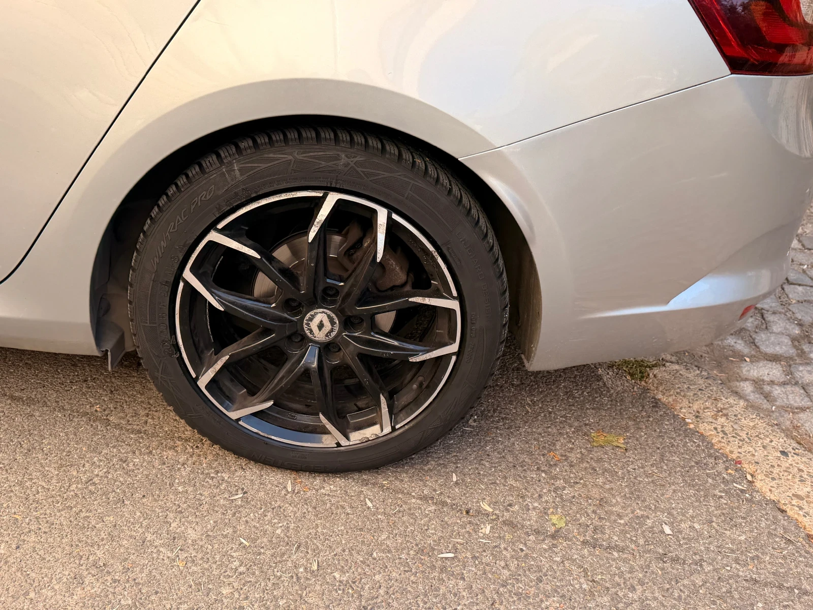 ���� � ������ 205/50R17 �� Renault | Mobile.bg � ����������� 5