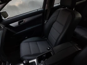 Mercedes-Benz C 200, снимка 12