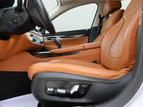 BMW 740 xDrive, снимка 12