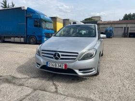 Mercedes-Benz B 180, снимка 1