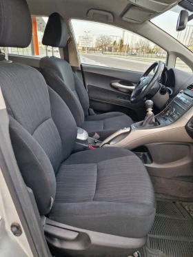 Toyota Auris 2.0 D4D / 126к.с, снимка 14