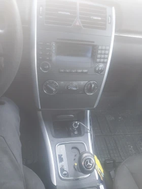 Mercedes-Benz B 200, снимка 9