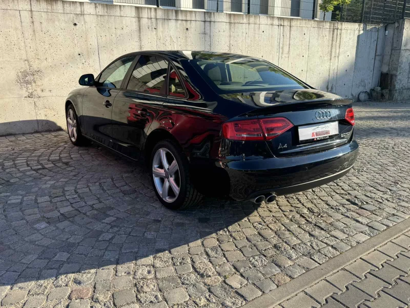 Audi A4 2.0TDi/Auto/DVD/Xenon/Navi/Обслужена цялостно!, снимка 6 - Автомобили и джипове - 46900337