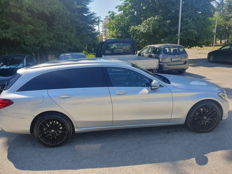 Mercedes-Benz C 250, снимка 4 - Автомобили и джипове - 48071576