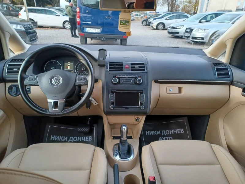 VW Touran 2.0-140 TDI!AVTOMAT! KOJA! F-1 на волана!Подгрев , снимка 10 - Автомобили и джипове - 48043983