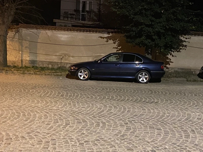 BMW 520 Е39, снимка 4 - Автомобили и джипове - 48739361