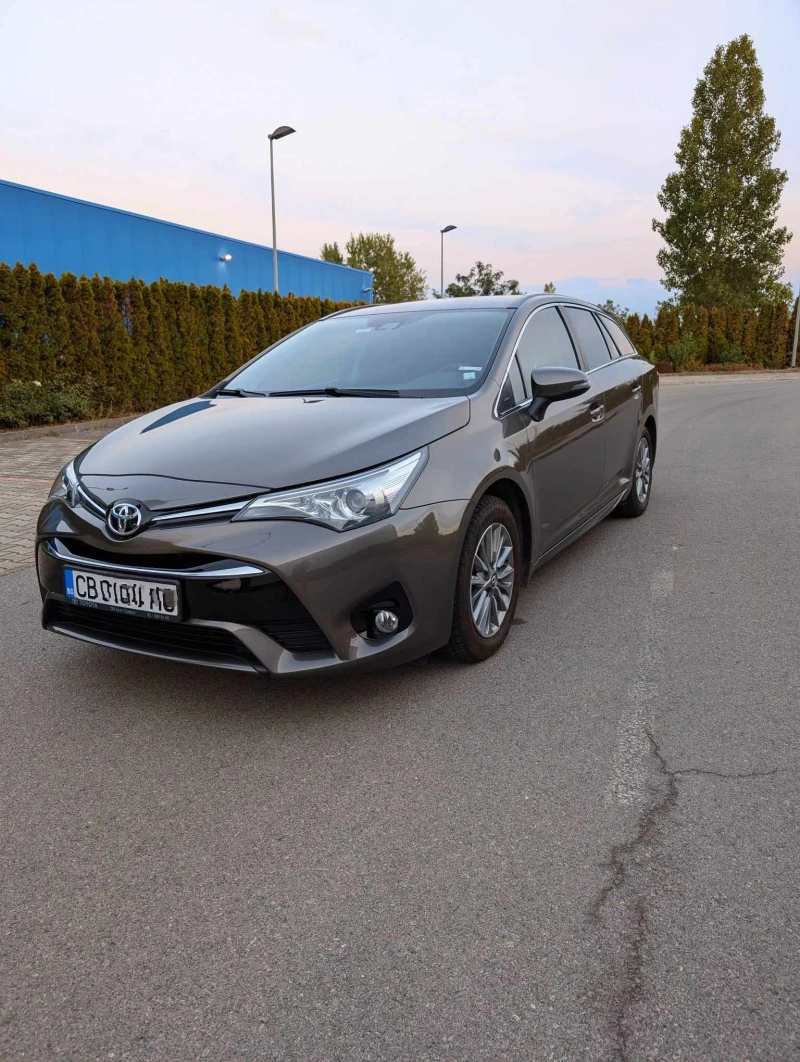 Toyota Avensis, снимка 6 - Автомобили и джипове - 48915229