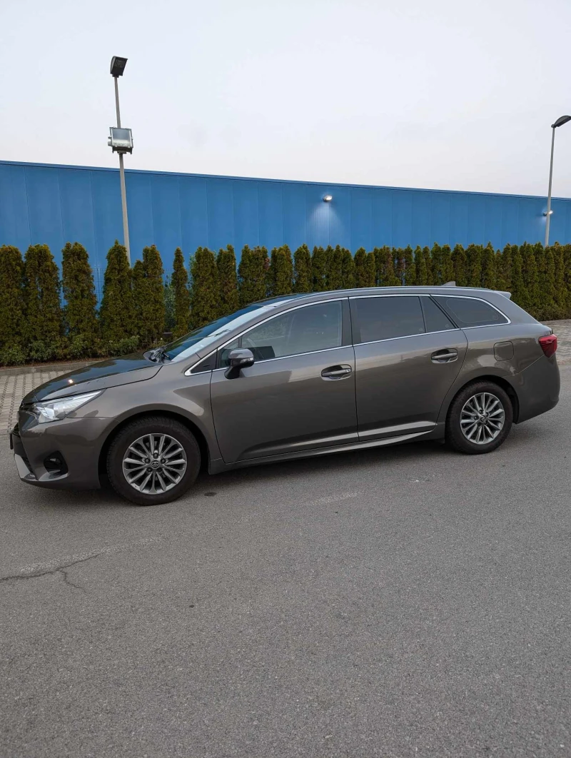 Toyota Avensis, снимка 5 - Автомобили и джипове - 48915229