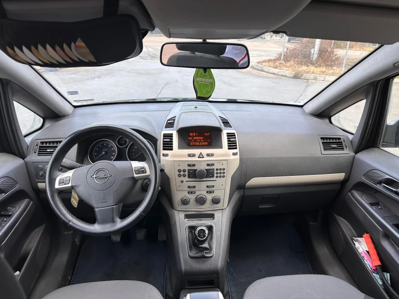 Opel Zafira Eco M Обслужен!, снимка 5 - Автомобили и джипове - 48915359