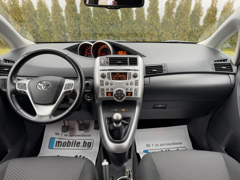 Toyota Verso 2.0D-4D KeylessGo/Камера, снимка 10 - Автомобили и джипове - 49305452