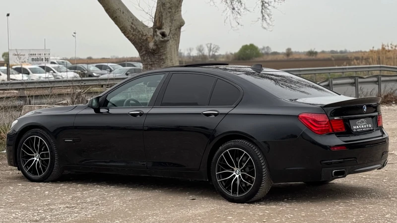 BMW 740 I= M-pack= Distronic= Head Up Display= Keyless Go=, снимка 7 - Автомобили и джипове - 49653693