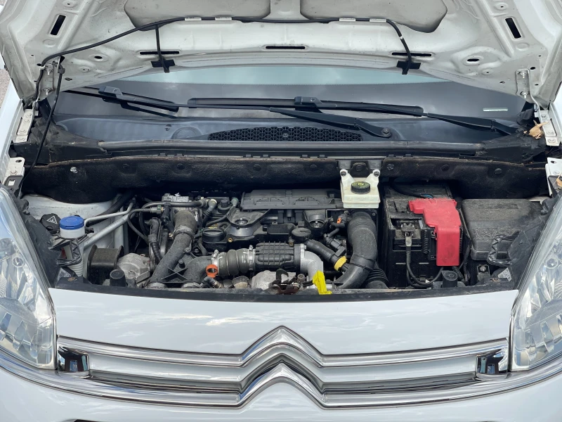 Citroen Berlingo 1.6HDi, снимка 17 - Автомобили и джипове - 51089081