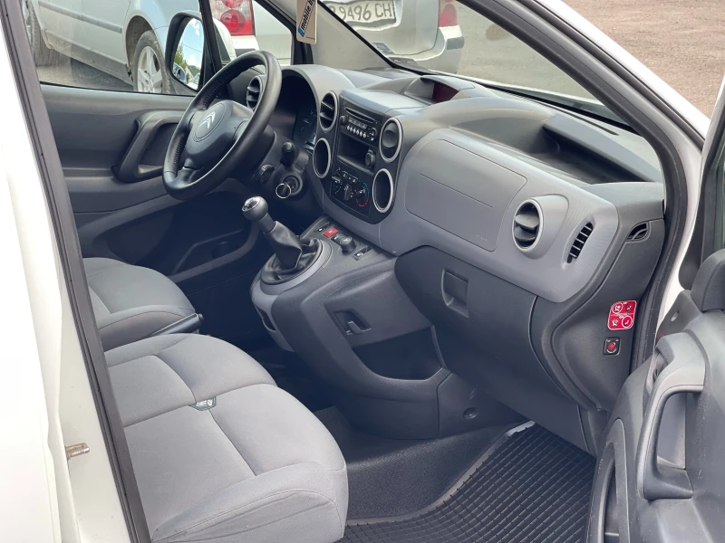 Citroen Berlingo 1.6HDi, снимка 10 - Автомобили и джипове - 51089081