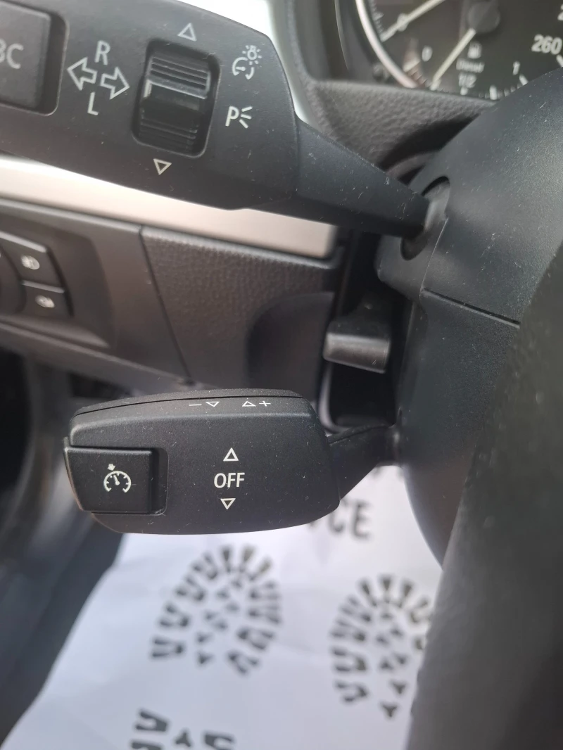 BMW 320 2.0D XENON АВТОПИЛОТ 6ск., снимка 12 - Автомобили и джипове - 51662575