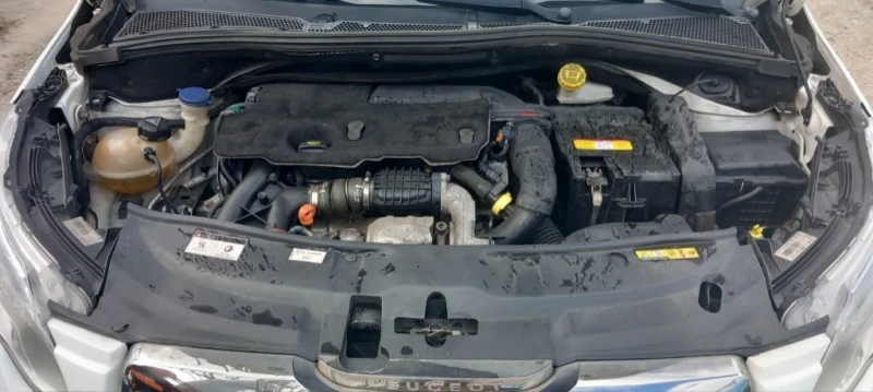 Peugeot 2008, снимка 12 - Автомобили и джипове - 52799120