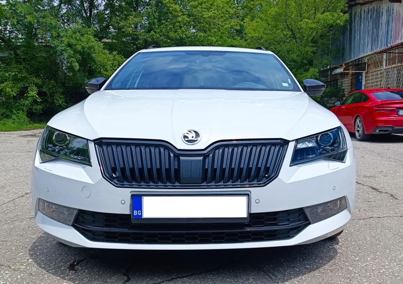 Skoda Superb Sportline 2.0 TDI, снимка 3 - Автомобили и джипове - 52090557