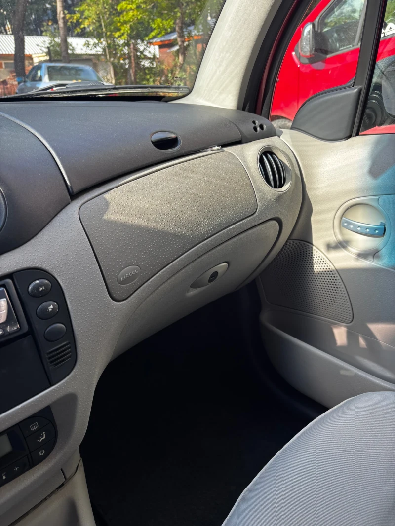 Citroen C3, снимка 9 - Автомобили и джипове - 52179157