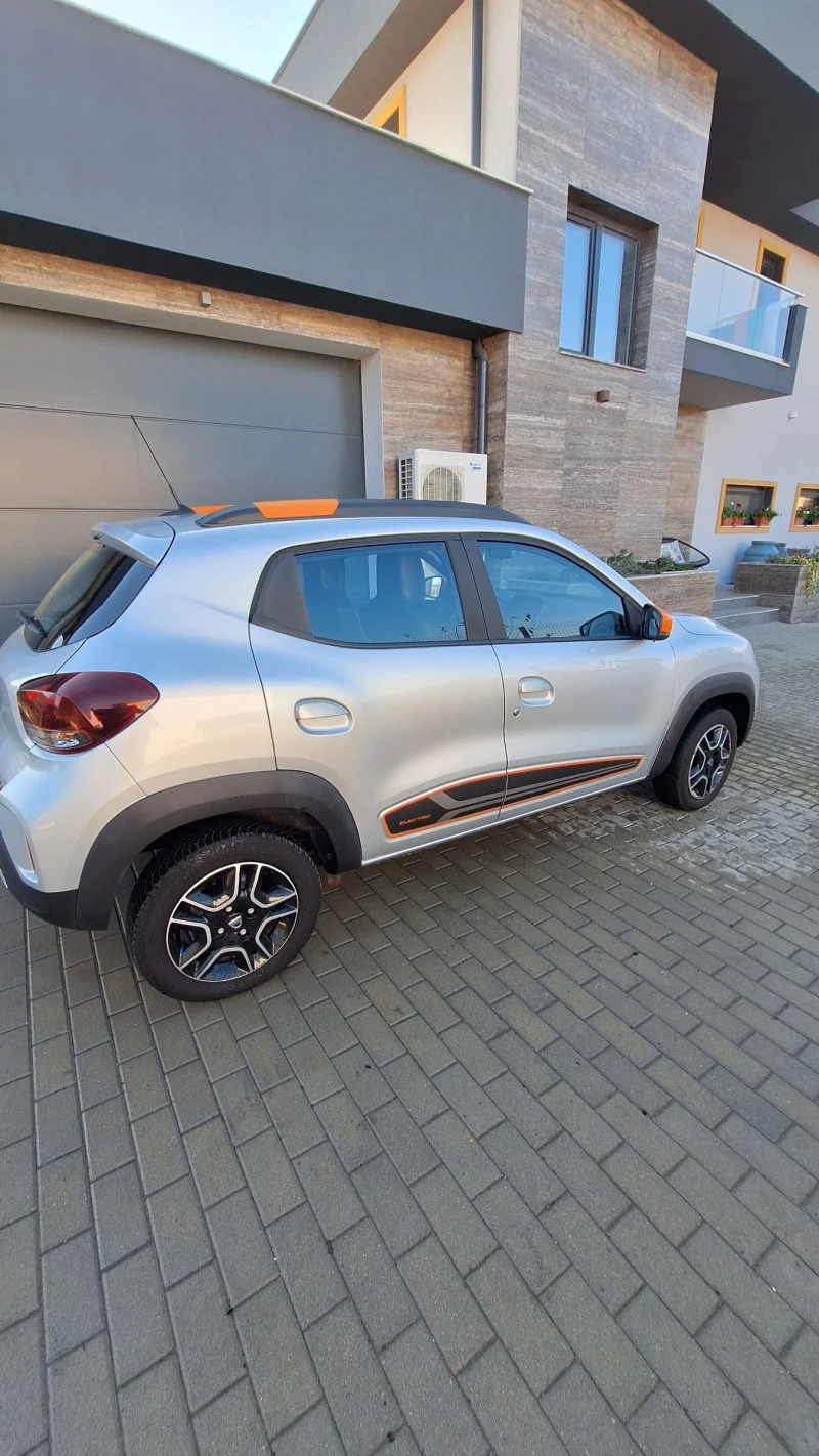 Dacia Spring Коледна цена , снимка 6 - Автомобили и джипове - 52422196