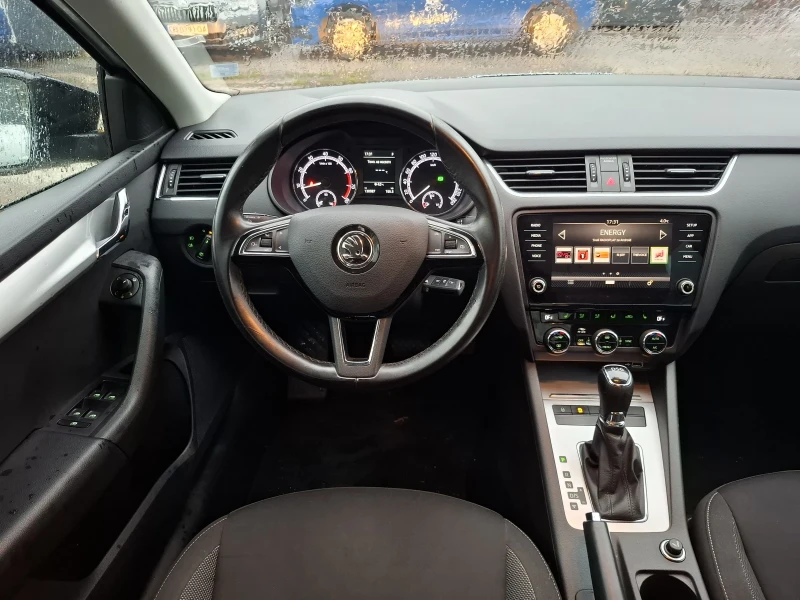 Skoda Octavia 1.5 TSI / 7 DSG, снимка 6 - Автомобили и джипове - 52569083