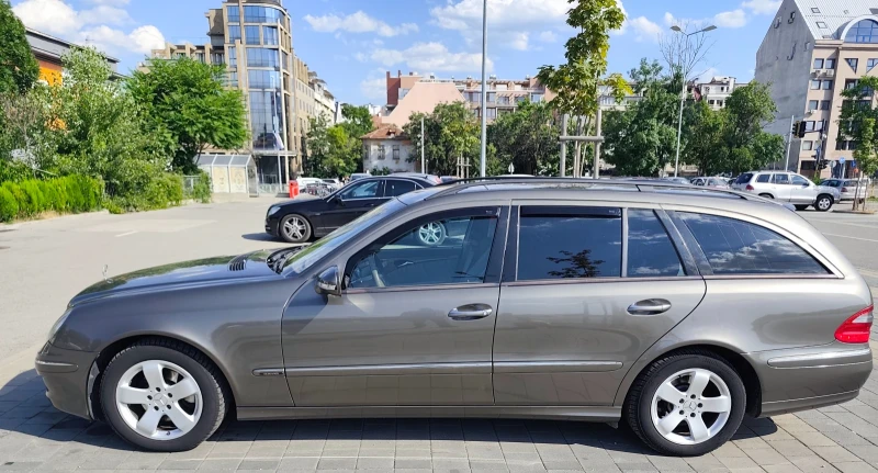Mercedes-Benz E 280, снимка 8 - Автомобили и джипове - 52578757