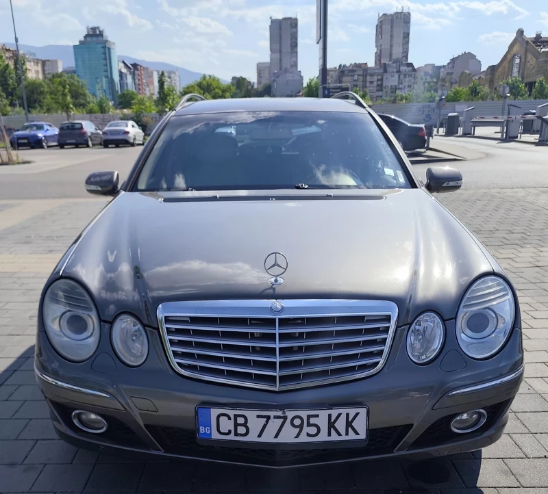 Mercedes-Benz E 280, снимка 3 - Автомобили и джипове - 52578757