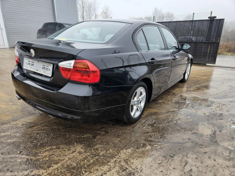 BMW 320 2.0, снимка 6 - Автомобили и джипове - 52653315