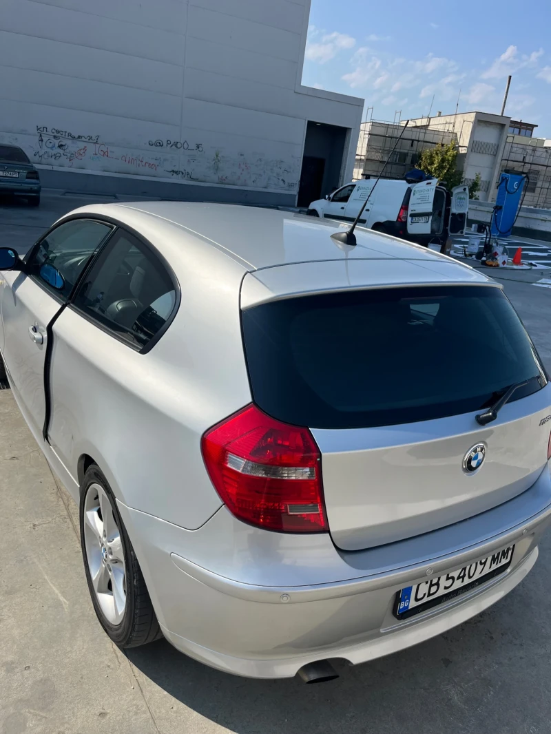 BMW 118, снимка 4 - Автомобили и джипове - 52679061