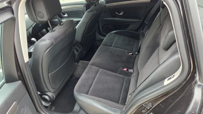 Renault Laguna, снимка 9 - Автомобили и джипове - 52704562