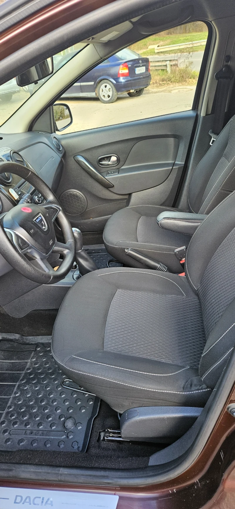 Dacia Logan 1.5 DCI, снимка 2 - Автомобили и джипове - 52807177