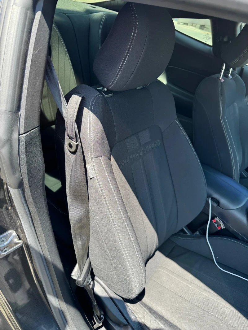 Ford Mustang, снимка 5 - Автомобили и джипове - 52802860