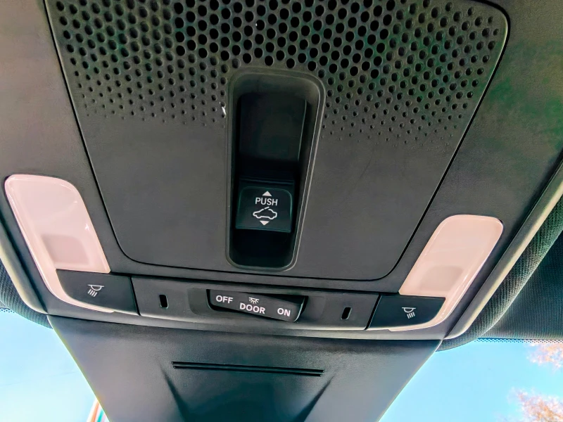 Honda Civic 2.0 Sport, снимка 13 - Автомобили и джипове - 52854777