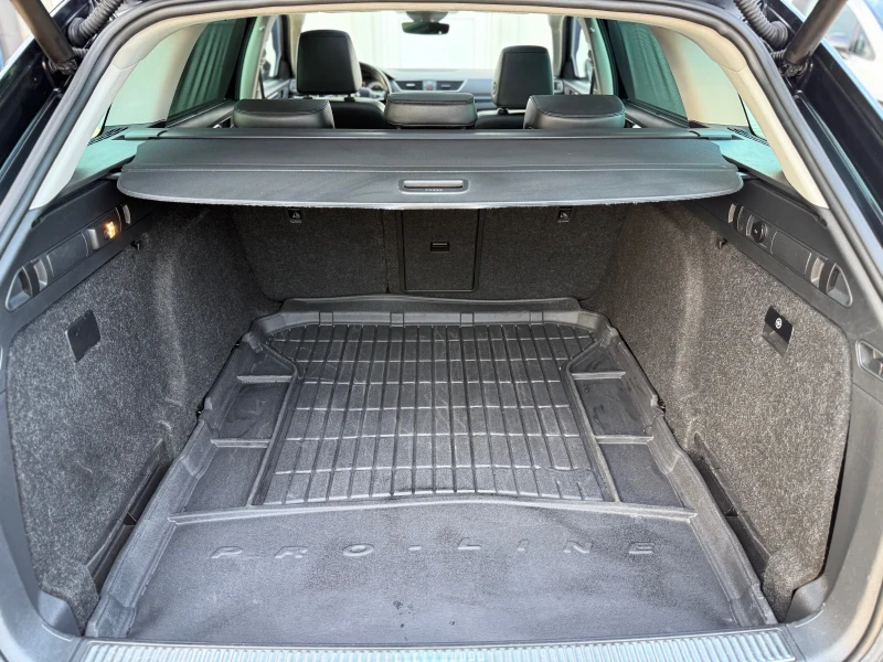 Skoda Superb 2.0 TDI 150ps. Laurin & Klement , СОБСТВЕН ЛИЗИНГ!, снимка 16 - Автомобили и джипове - 53261958