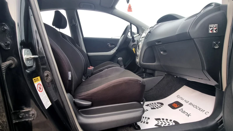 Toyota Yaris 1.8vvt-i sport 133k.c., снимка 13 - Автомобили и джипове - 53269953