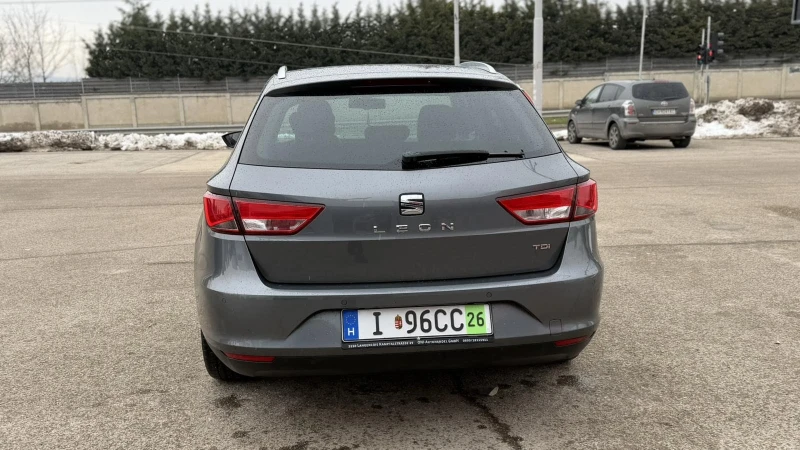 Seat Leon 1.6 TDI, снимка 5 - Автомобили и джипове - 53563327