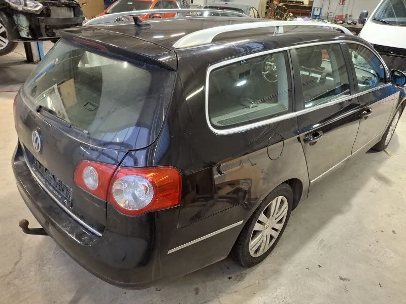 VW Passat 2.0 TDI Германия Кожа Нави Common Rail Евро 5, снимка 3 - Автомобили и джипове - 52818164