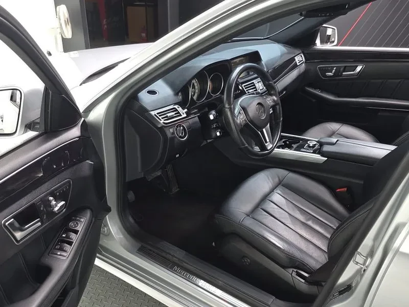 Mercedes-Benz E 220 BlueTEC - САМО 30% АВАНС, снимка 10 - Автомобили и джипове - 55800259