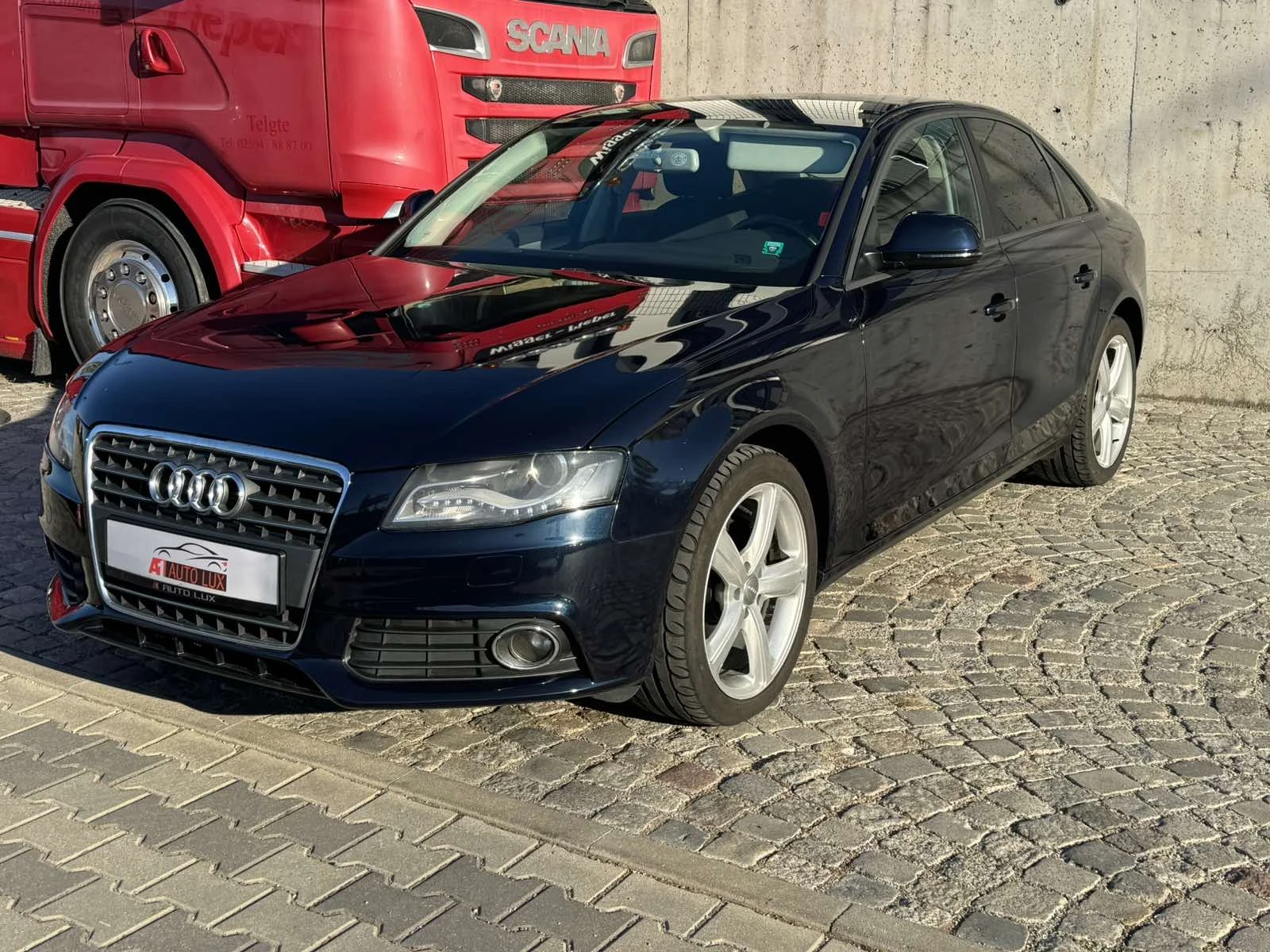 Audi A4 2.0TDi/Auto/DVD/Xenon/Navi/Обслужена цялостно! - изображение 3