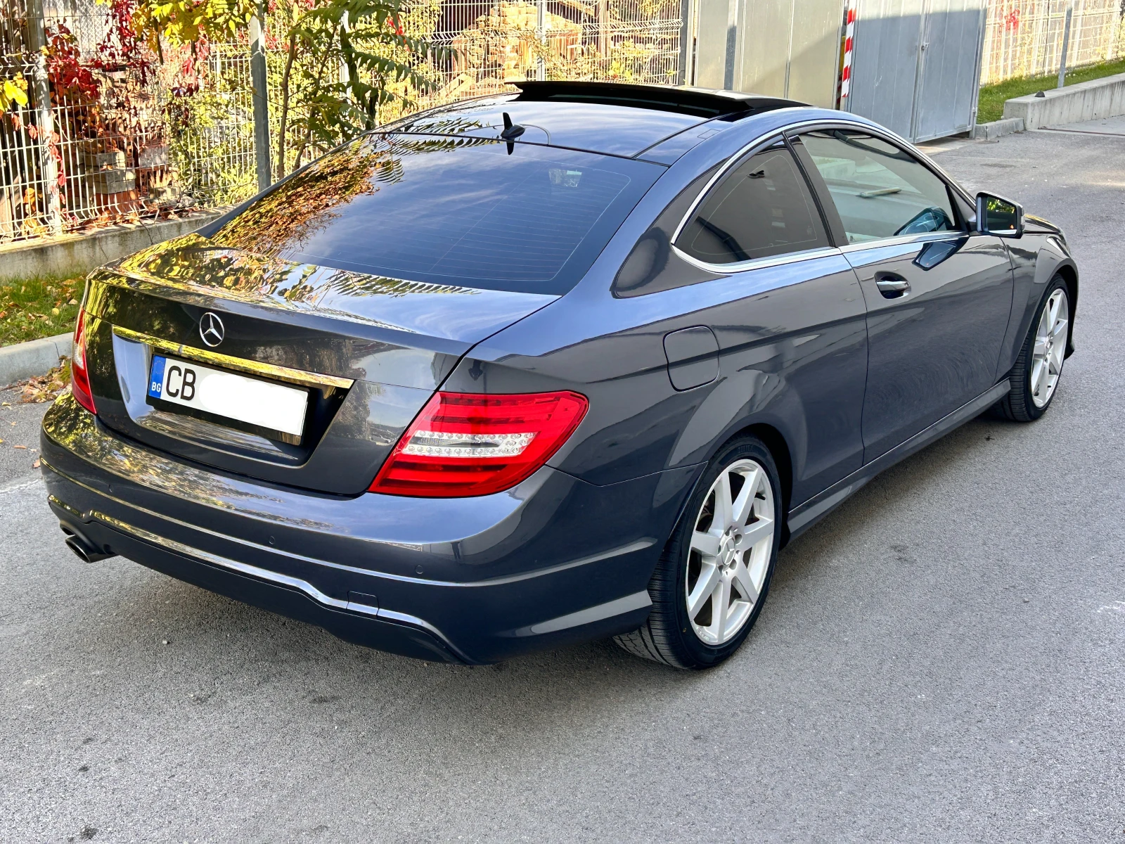 Mercedes-Benz C 250 AMG Sportpaket - изображение 6