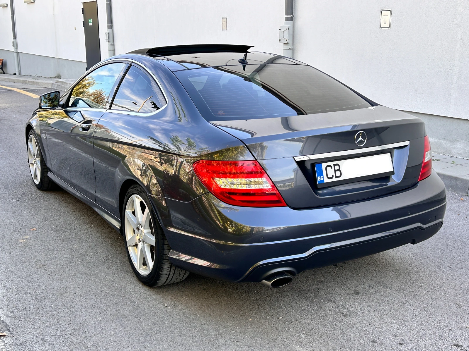 Mercedes-Benz C 250 AMG Sportpaket - изображение 2